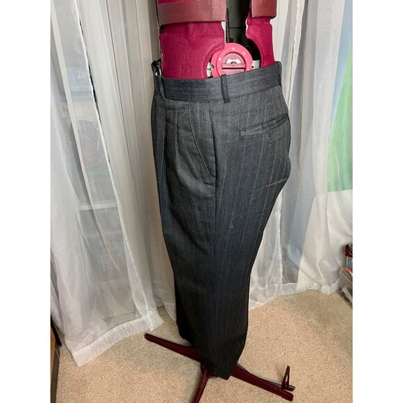 suit pinstripe charcoal - Picture 15 of 15